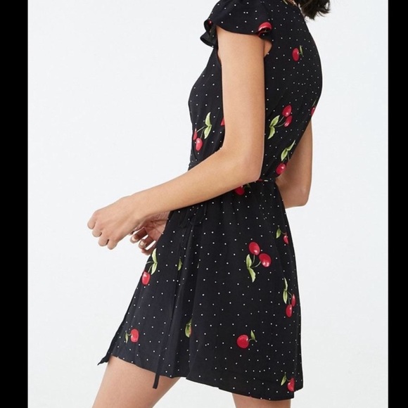 Black Cherry Print Polka Dot Mini Wrap Dress Red White — M — V Neck - Picture 5 of 8